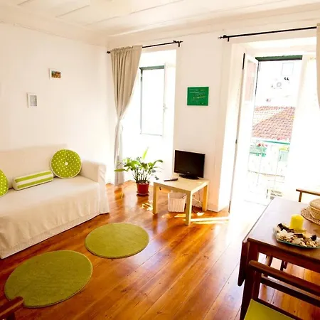公寓 With One Bedroom In With Wonderful City View Balcony And Wifi 12 Km From The Beach Lisboa