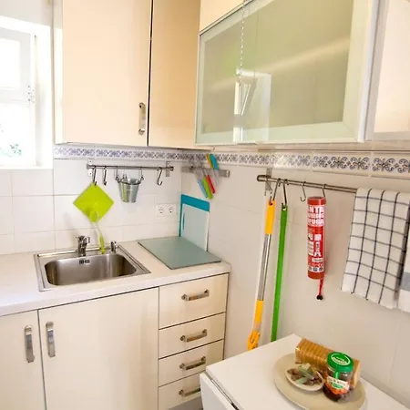 With One Bedroom In With Wonderful City View Balcony And Wifi 12 Km From The Beach Apartment *