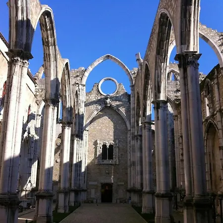 With One Bedroom In With Wonderful City View Balcony And Wifi 12 Km From The Beach Apartment Lisbon